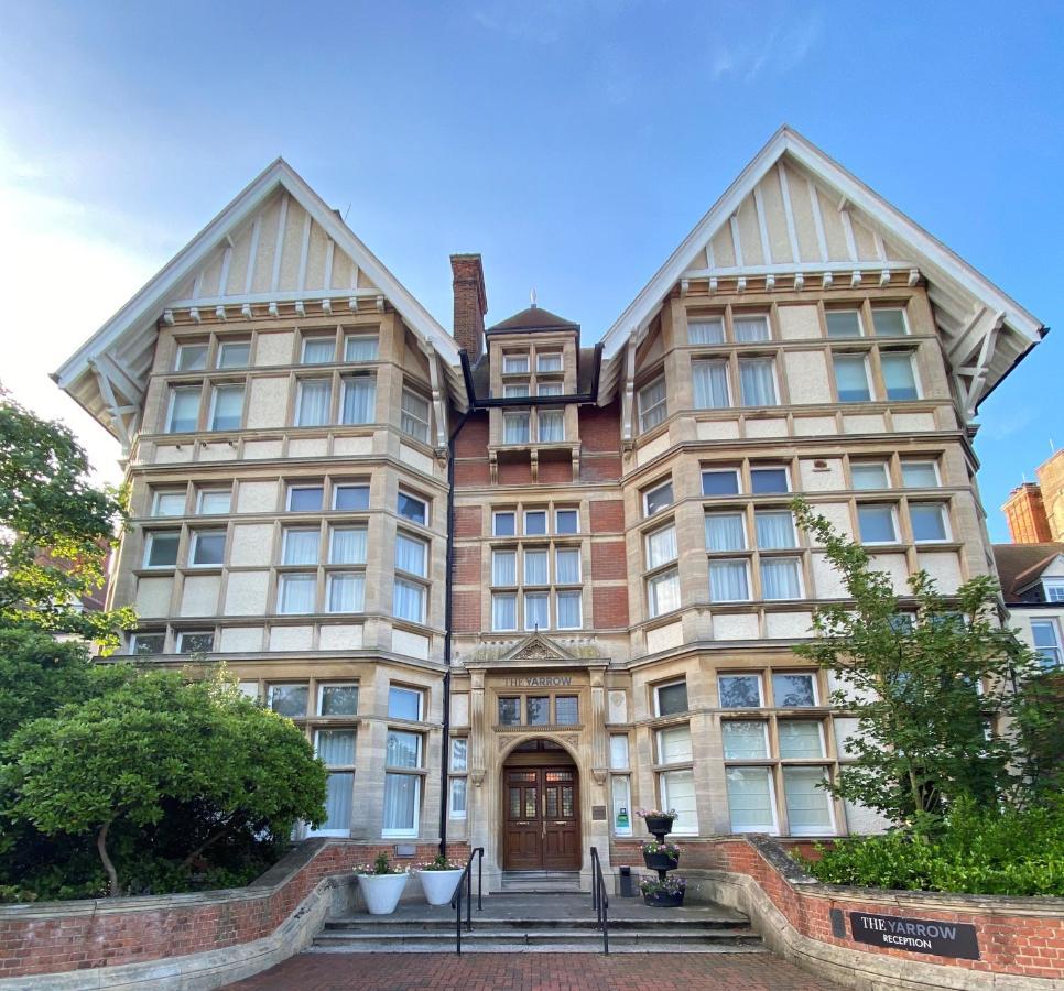 Yarrow Hotel Бродстейрс Экстерьер фото
